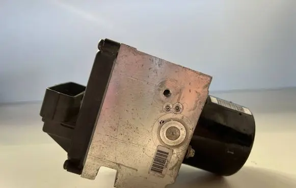 Volkswagen PASSAT B6 ABS Pump 3C0614109N 16705704F 16705904