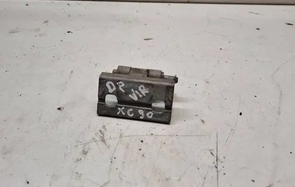 Volvo XC90 Front door upper hinge 