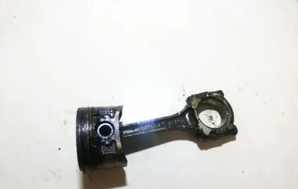 Piston with connecting rod