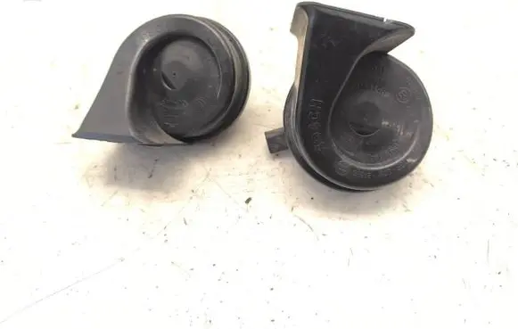 BMW 1 E81 E87 Horn signal 703881157 024148