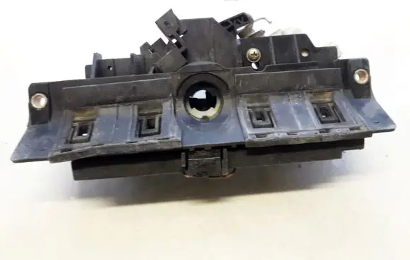 Audi A6 S6 C5 4B Central locking motor 4B0827565H 8D9827565H