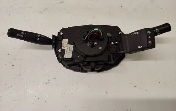 Renault Megane II Indicator stalk 8200213760
