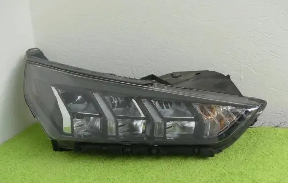 Hyundai Ioniq Headlight/headlamp 92102-G2200