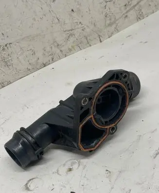 Thermostat/thermostat housing