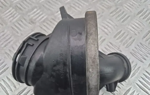 Mercedes-Benz C W204 Intake resonator A6460981007