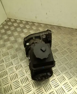 Mercedes-Benz ML W164 Power steering pump A0021677