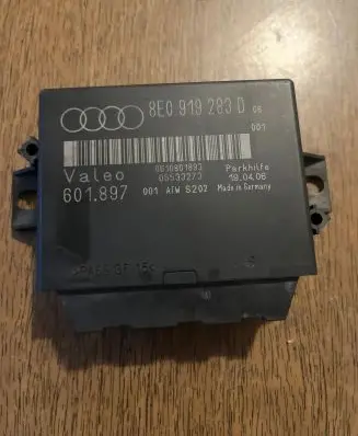 Audi A4 S4 B7 8E 8H Parking PDC control unit/module 8E0919283D 05533273 601897