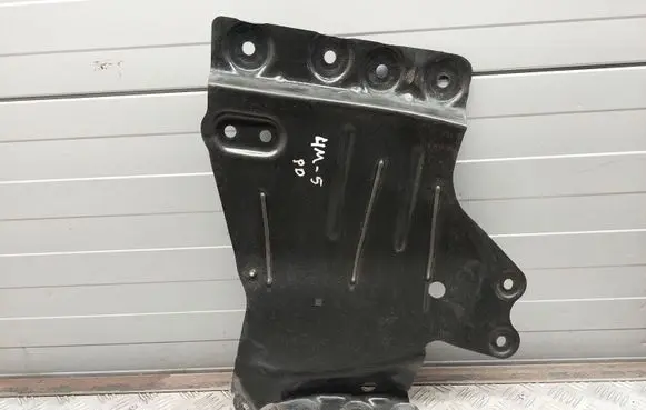 Audi Q7 4M Other under body part 4M0803598H