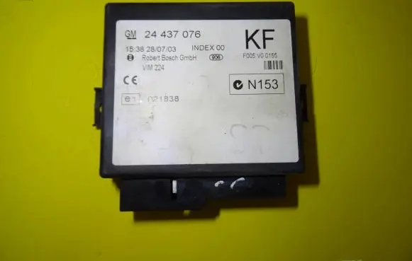 Opel Zafira A Comfort/convenience module 24437076