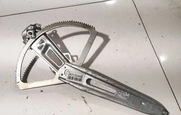 Opel Zafira A Sliding door window regulator with motor 90579503
