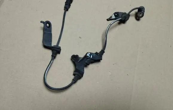 Honda Accord ABS brake wheel speed sensor 210753484