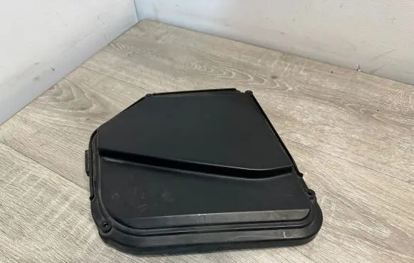 BMW 5 F10 F11 Fuse box cover 7555151 58650910