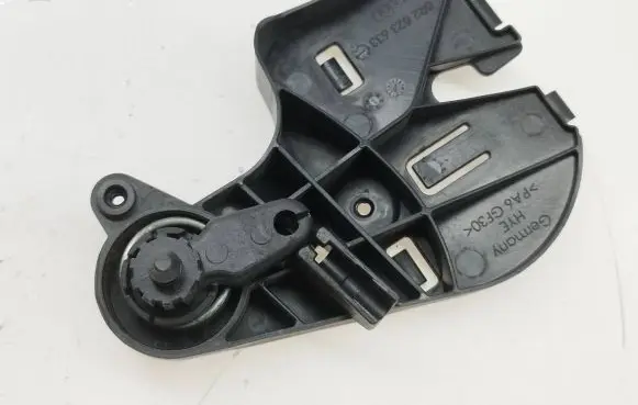 Audi Q5 SQ5 Engine bonnet (hood) release handle 8R2823633