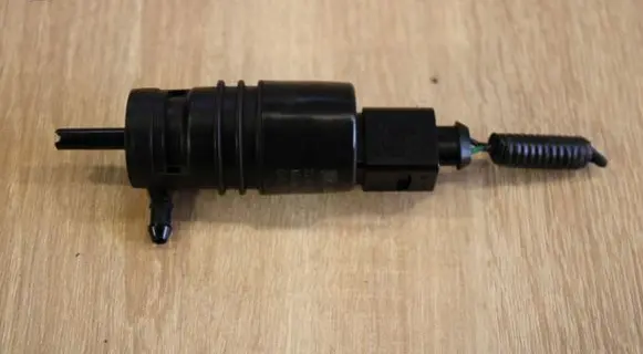 Opel Antara Windscreen/windshield washer pump 13250356