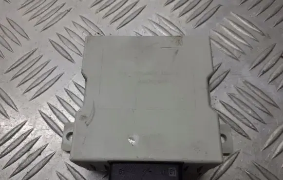 Toyota Corolla E120 E130 Window wiper relay 150696