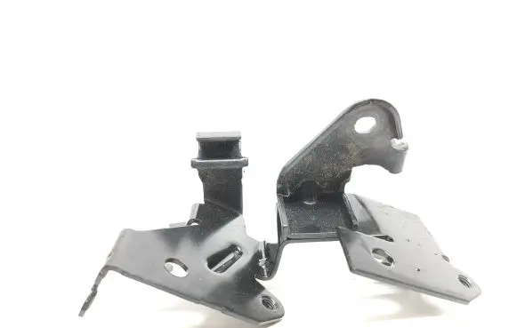 Audi Q3 8U Other engine bay part