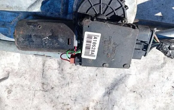 Seat Alhambra (Mk1) Wiper motor 1397328048