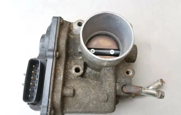 Mitsubishi Colt Throttle valve MN195709 01310 12J22