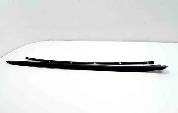 KIA Ceed Windshield trim 86142J7000 86134J7000