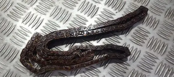 Mercedes-Benz E W124 Timing chain (engine) 