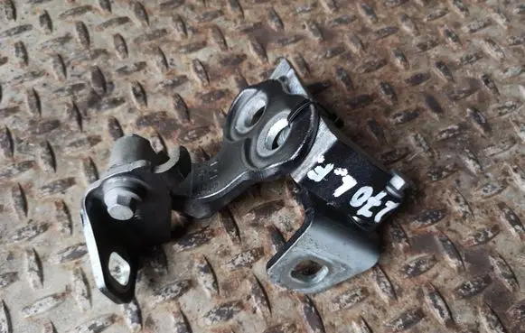 Ford Focus Front door hinge set AM51U22801AE