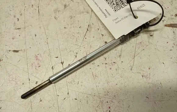 Opel Astra H Glow plug NGKYE07
