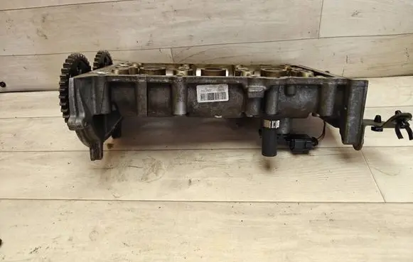 Seat Ibiza IV (6J,6P) Engine head 03E103475Q