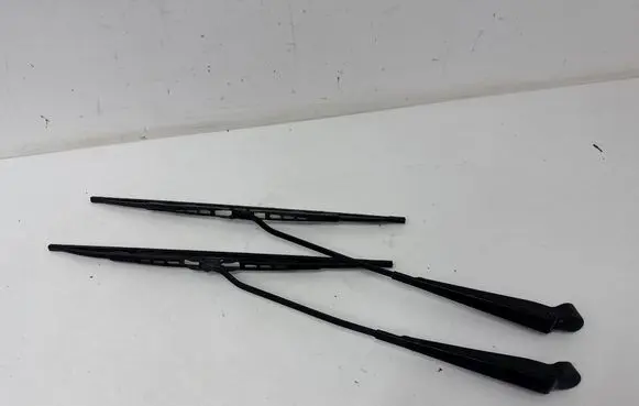 Ford Fiesta Front wiper blade arm