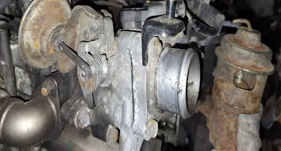 Honda FR-V Throttle valve 
