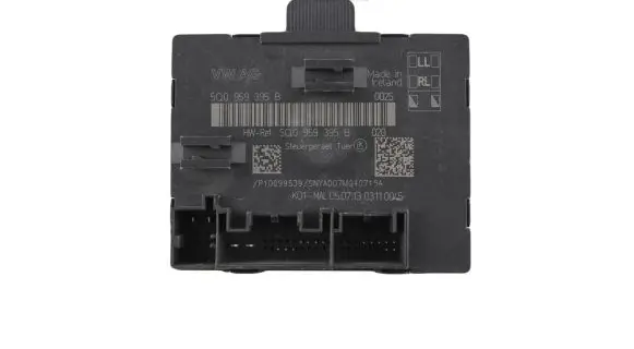 Audi A3 S3 8V Door control unit/module 5Q0959395B