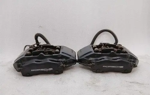 Porsche 911 996 Front Brake Caliper Pad/Carrier 99635142501