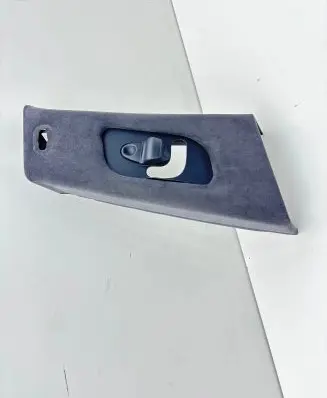 Maserati Ghibli (B) pillar trim (top) 670010337
