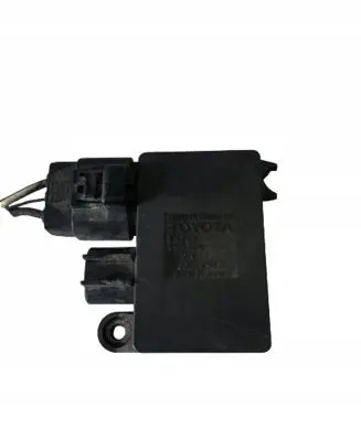 Coolant fan relay
