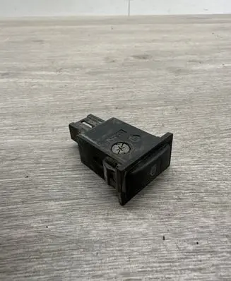 Toyota RAV 4 (XA20) Other switches/knobs/shifts 156401