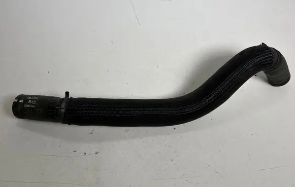 Ford Mustang VI Engine coolant pipe/hose FR338B273AD