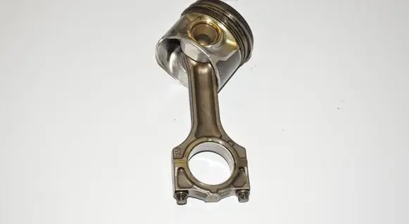BMW X5 E53 Piston with connecting rod