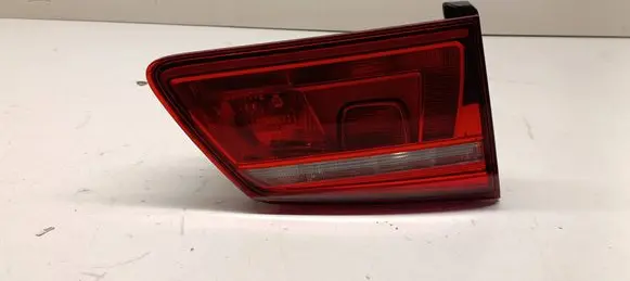 Volkswagen Golf Sportsvan Tailgate rear/tail lights 510945093L 90057467A