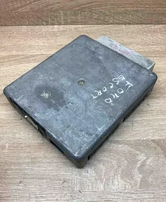 Ford Escort Engine control unit/module ECU 92FB12A650CD Used 2FCD