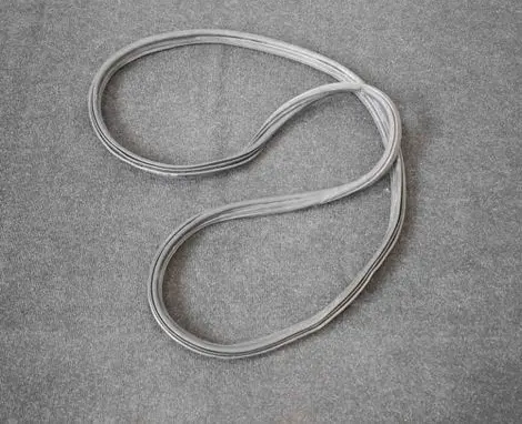 Ford Fiesta Trunk rubber seal (body) 