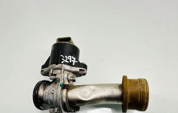 Mercedes-Benz A W176 EGR valve A6511401160