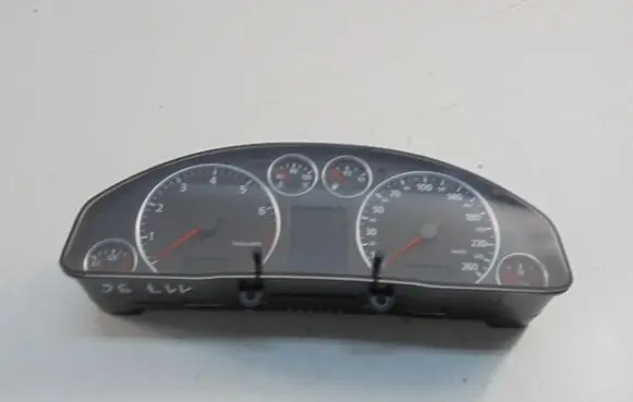 Audi A6 Allroad C5 Speedometer (instrument cluster) 4B0920933J