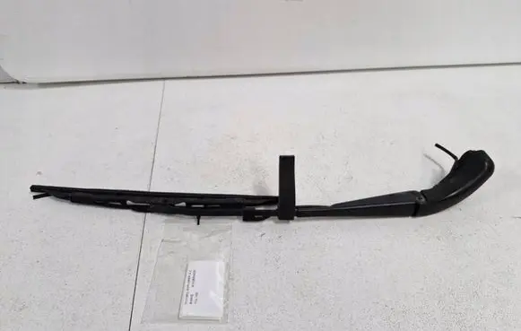 Ford Explorer Rear wiper blade arm