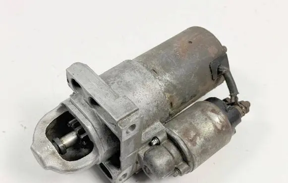 Cadillac Escalade Starter motor 12610301