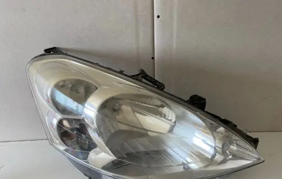 Peugeot Partner Headlight/headlamp 9682829280 89318001