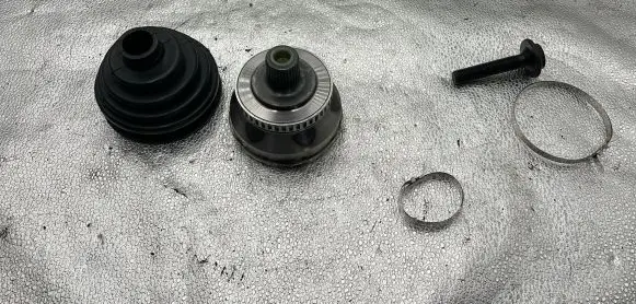 Audi A4 S4 B5 8D Driveshaft outer CV joint 607381 3B0498099B 3B0498099BX