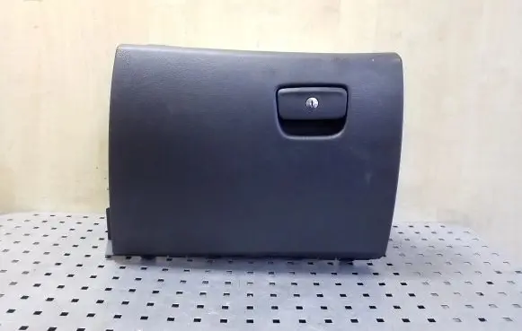 Jeep Grand Cherokee Glove box set P01445013BL 57860J