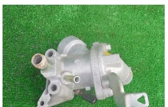 Thermostat/thermostat housing