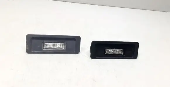 Volvo V40 Number plate light 31352526