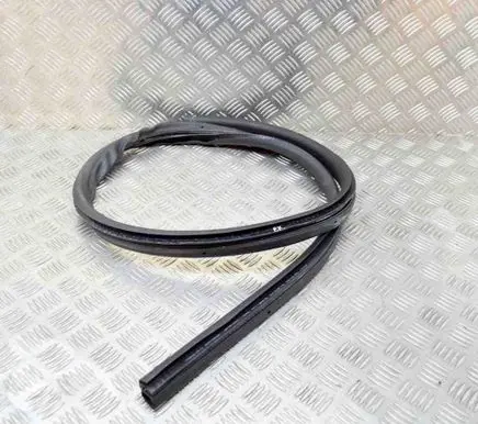 Maserati GranTurismo Rubber seal front coupe door 80090000