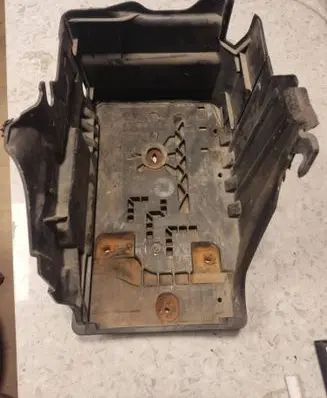 Volvo V70 Battery box tray 31201029 6G9N10757AE